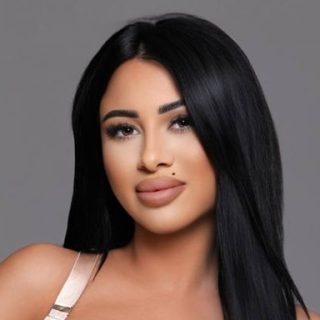 Amira, escort in Earls Court